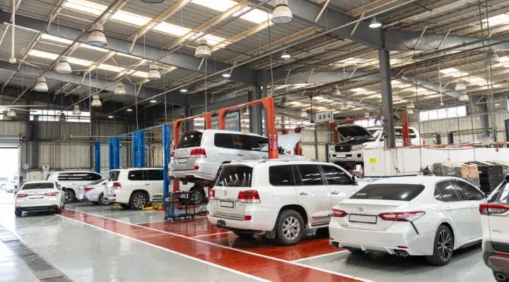 صيانة دورية وتغيير زيت تويوتا في الرياض